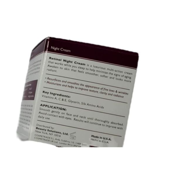 NWT Retinol Restorative Moisturizer Night Cream 50g - Picture 3 of 3